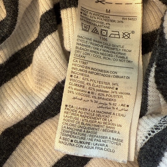 Old Navy Tank Bundle - Striped Sleeveless Tank Tops - Blue and Black - Picture 5 of 5